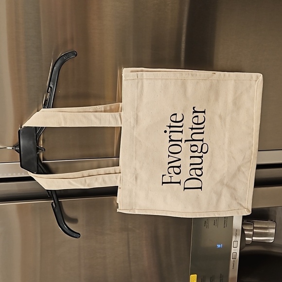 💕FAVORITE DAUGHTER💕 Canvas Tote Bag NWOT - Picture 1 of 7